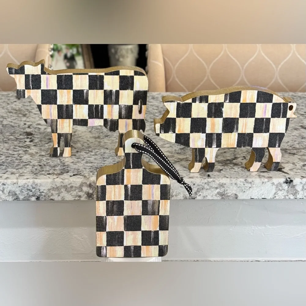 LAST ONE Courtly Check Mini Cutting Board
